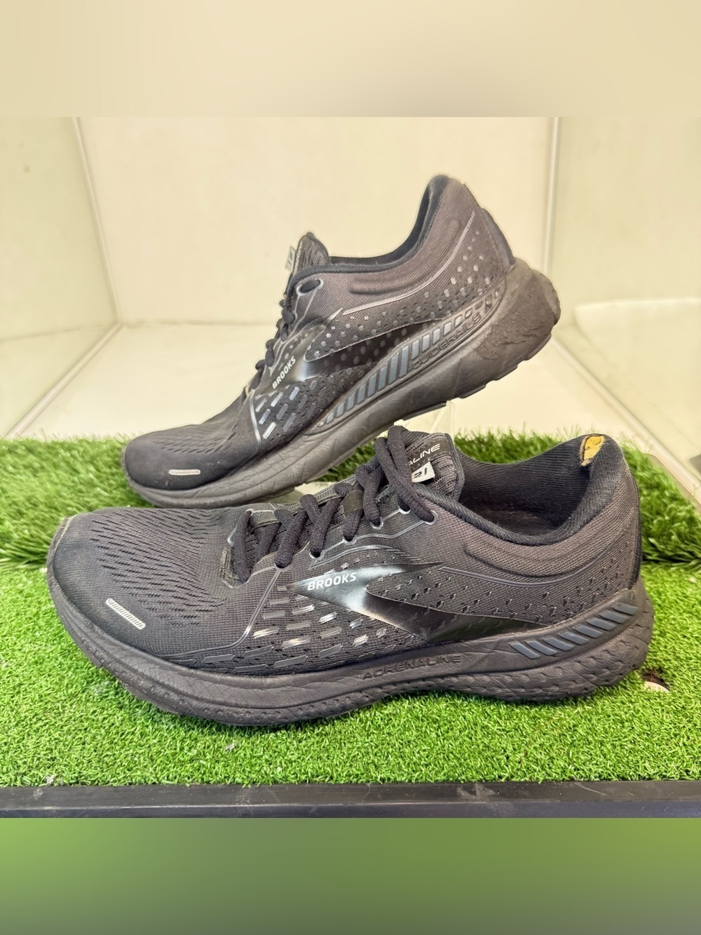 Brooks Adrenaline 21 Womens Running Shoes Black/Black Size 9